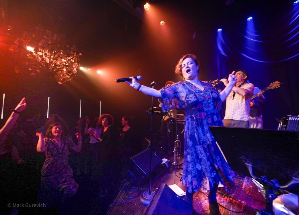 Romashka at Drom photo by Mark Gurevich